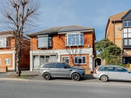Two Bedroom Ground Floor Garden Apartment